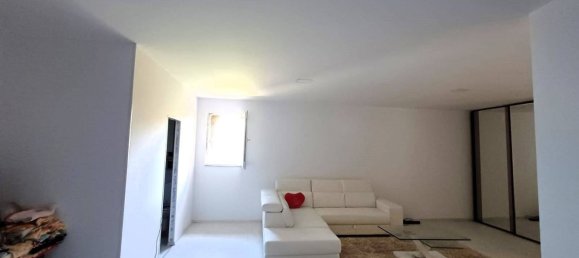Gewerbliche Immobilie in Caprarola, Italy 104m², Nr. 278409 8