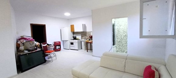 Gewerbliche Immobilie in Caprarola, Italy 104m², Nr. 278409 4