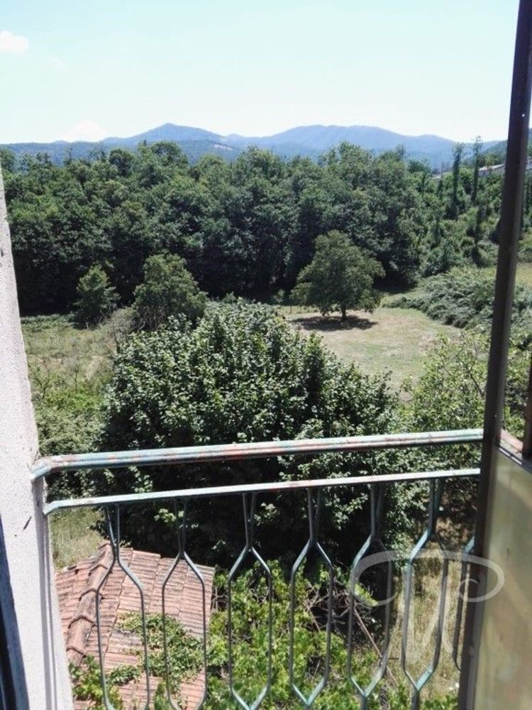 Дом с 10 комнатами в Артена, Италия № 9572