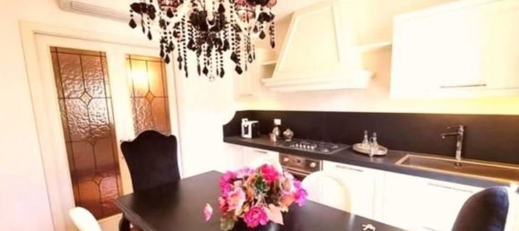 4-salle Appartement à Massa, Italy No. 260643 7