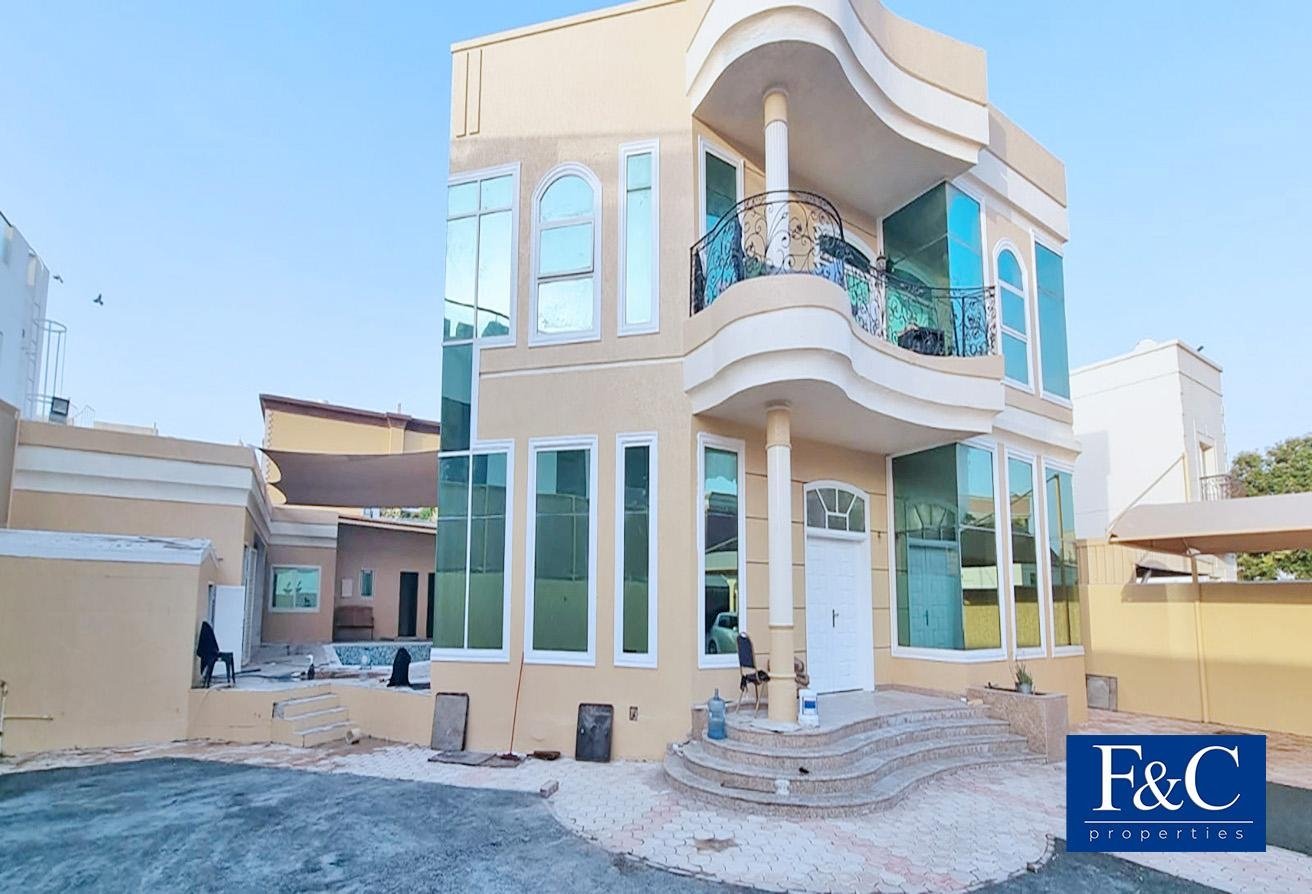 5 Schlafzimmer Villa in Al Quoz, UAE, Nr. 556