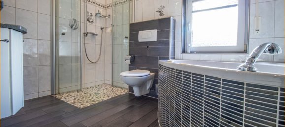 Casa de 8 habitaciónes en Duren, Germany No. 172988 11