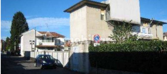 5 rooms Warehouse in Lentate sul Seveso, Italy No. 295237 9