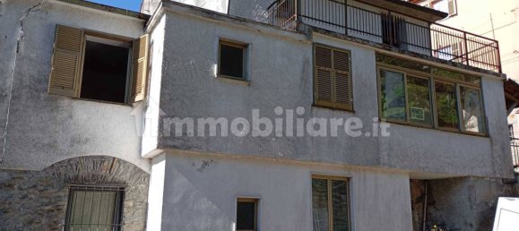 2 bedrooms House in Tresana, Italy No. 294587 4