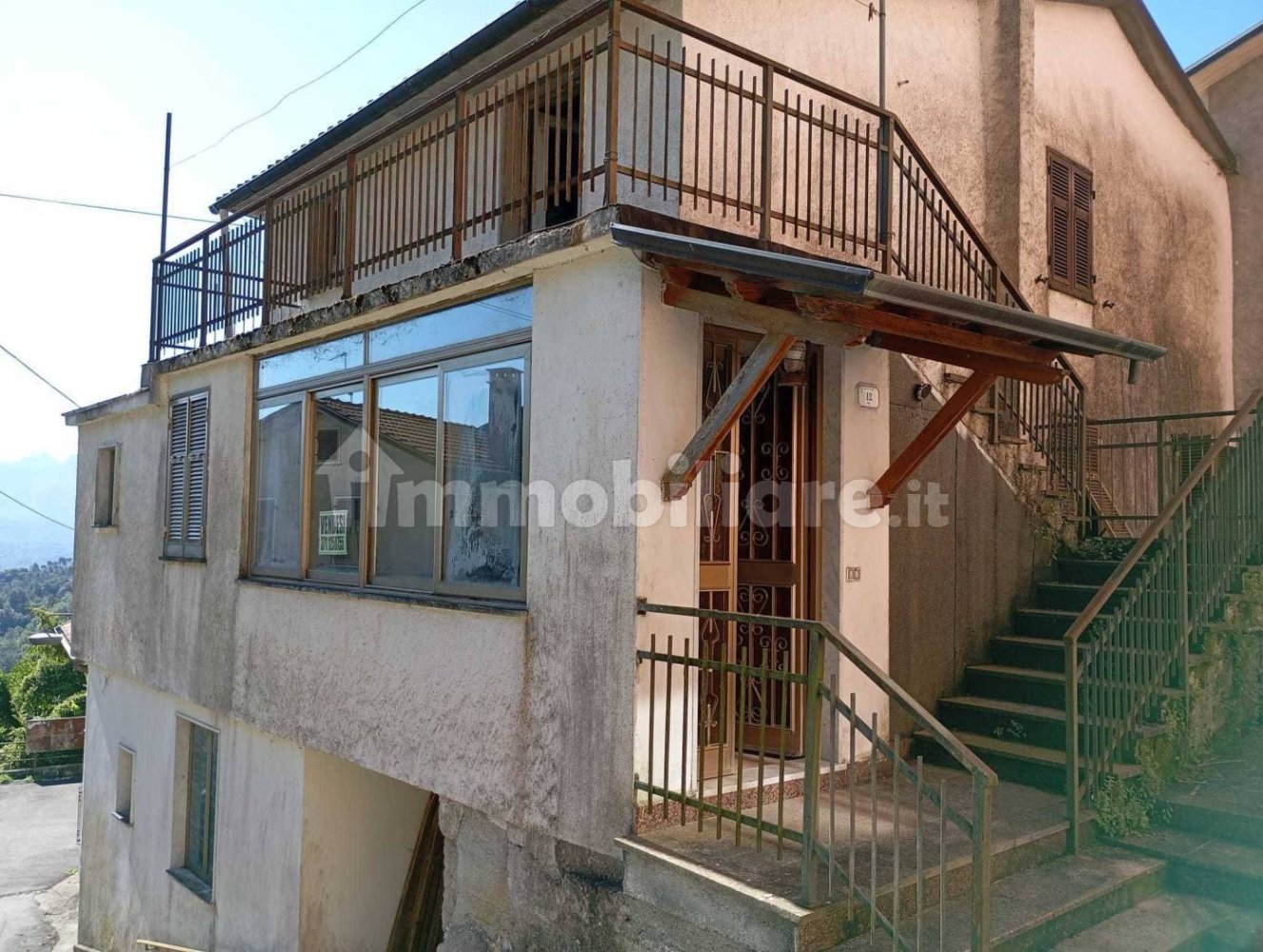 2 bedrooms House in Tresana, Italy No. 294587