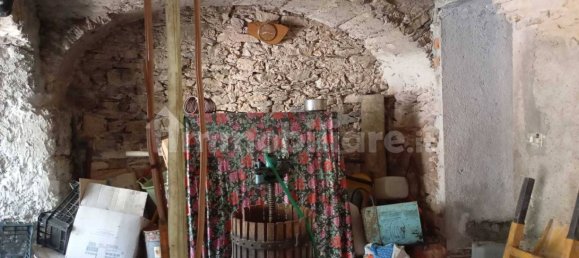 2 bedrooms House in Tresana, Italy No. 294587 7