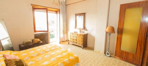 7 rooms House in Turin, Italy No. 162063 31