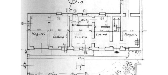 7 rooms House in Turin, Italy No. 162063 6