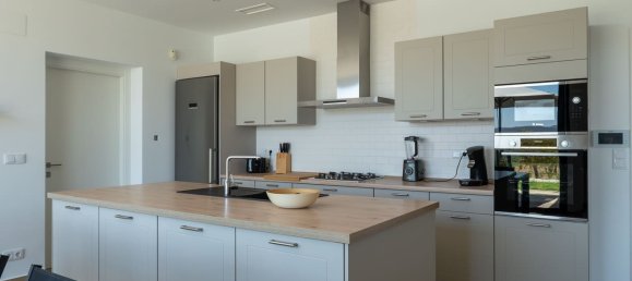 4 bedrooms Villa in Pinoso, Spain No. 134558 11