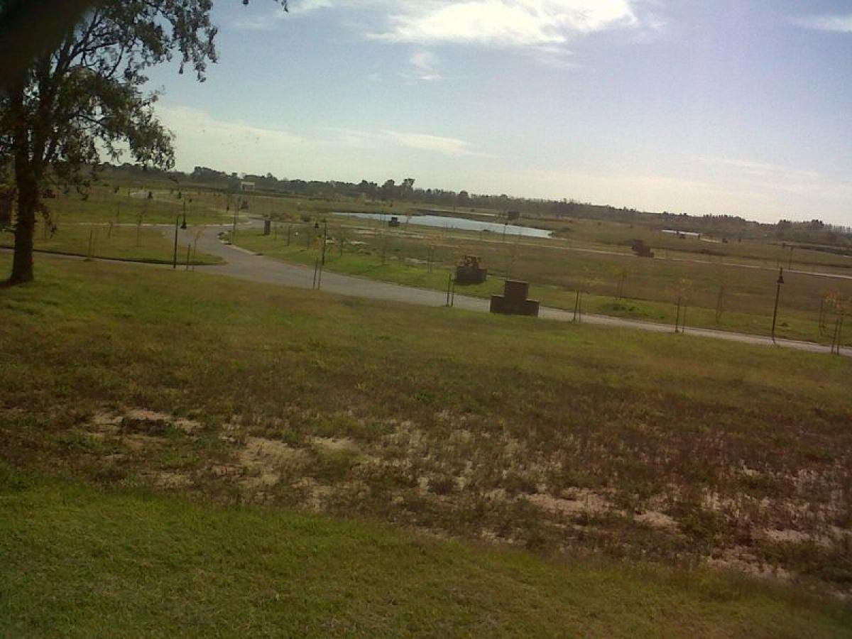  Land in Escobar, Argentina No. 116467