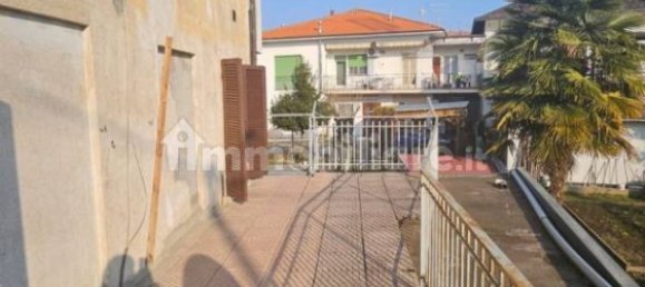 4 bedrooms Villa in Borgomanero, Italy No. 159356 118