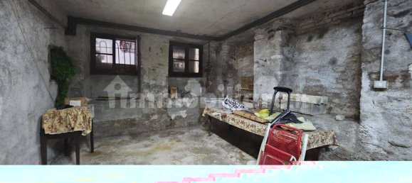 4 bedrooms Villa in Borgomanero, Italy No. 159356 11