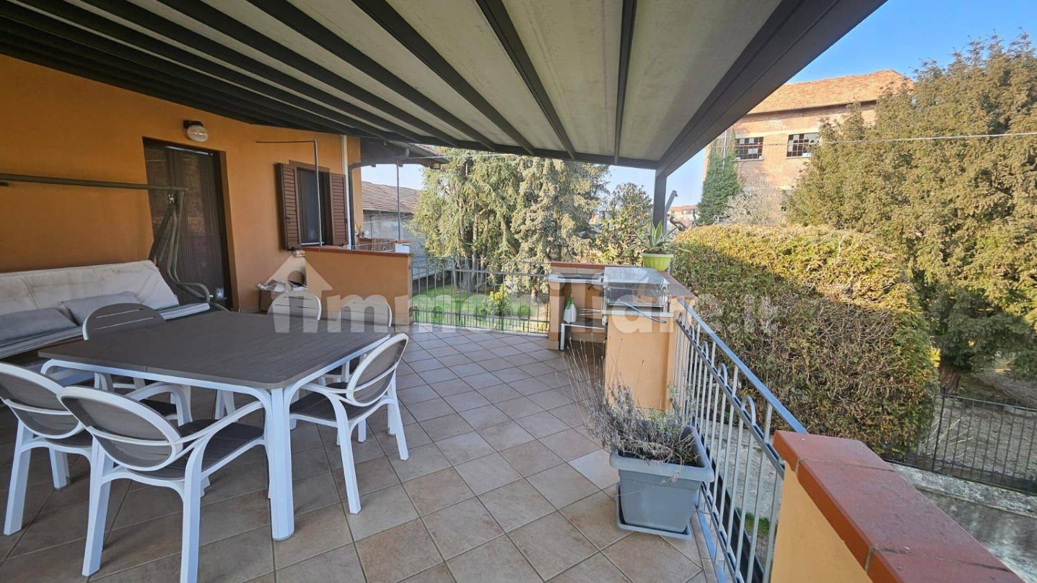 4 bedrooms Villa in Borgomanero, Italy No. 159356