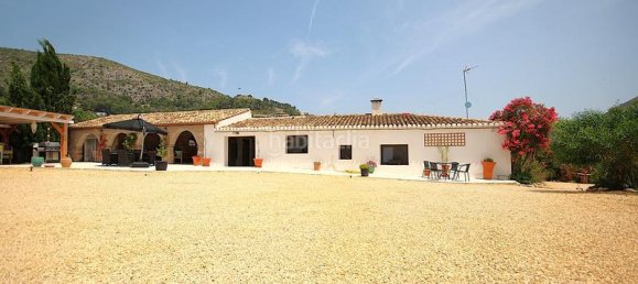 3 bedrooms House in Alcalali, Spain No. 165042 38
