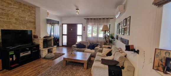 3 bedrooms Villa in Aradippou, Cyprus No. 6904 5
