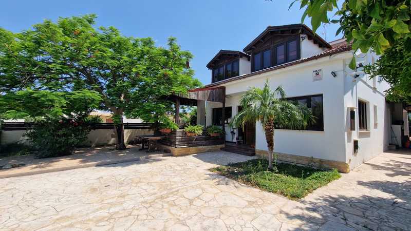 3 bedrooms Villa in Aradippou, Cyprus No. 6904