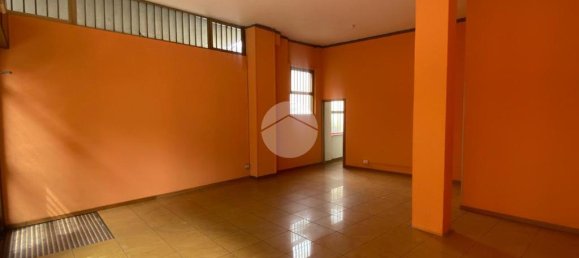 3 rooms Commercial property in Zanica, Italy No. 174963 3
