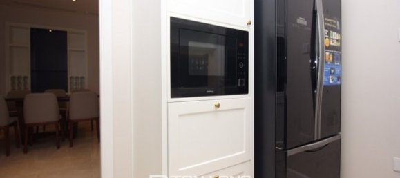 Apartamento de 3 dormitorios en Tay Ho, Vietnam No. 976 5