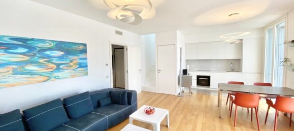 Hotel de 2 dormitorios en Laveno-Mombello, Italy No. 78983 2