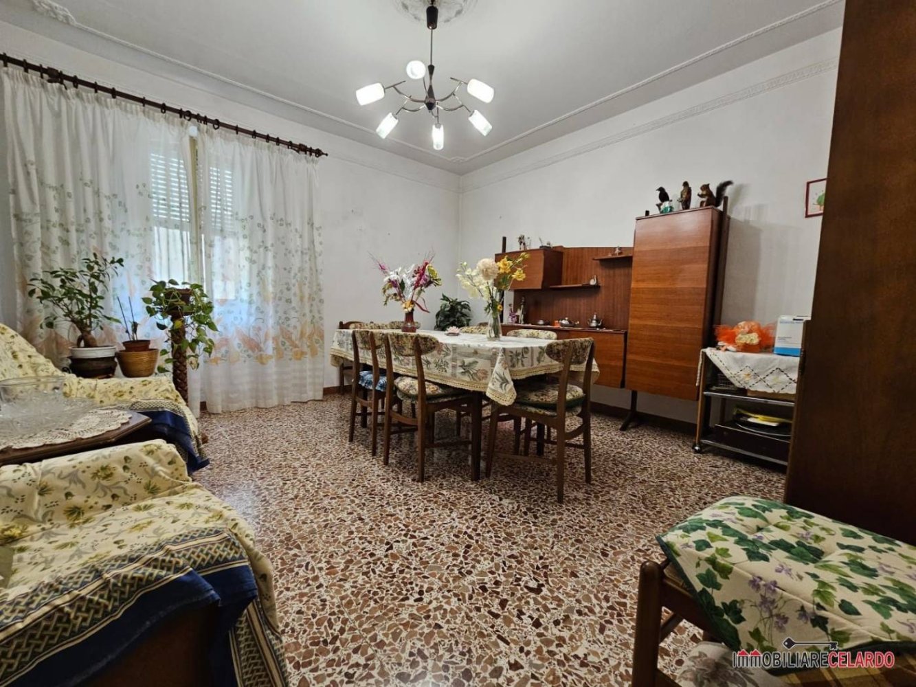 4 bedrooms Apartment in Colle di Val d'Elsa, Italy No. 116181