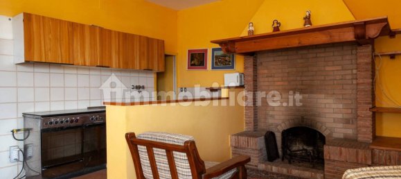 4 bedrooms Villa in Perugia, Italy No. 5559 7