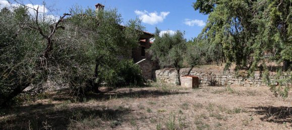 4 bedrooms Villa in Perugia, Italy No. 5559 31