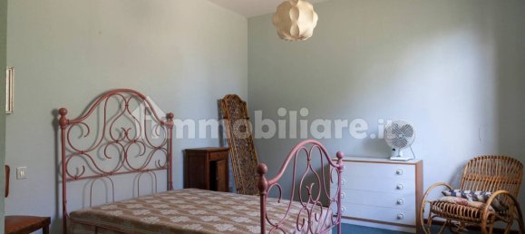 4 bedrooms Villa in Perugia, Italy No. 5559 13