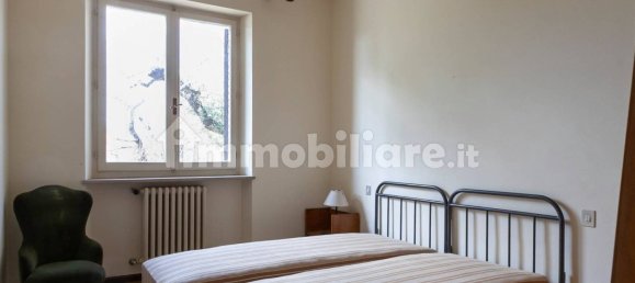 4 bedrooms Villa in Perugia, Italy No. 5559 12