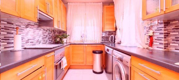 Дом с 4 спальнями в Севилья-ла-Нуэва, Испания № 171940 6