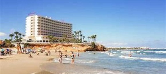 3 Schlafzimmer Stadthaus in La Zenia, Spain, Nr. 186383 19