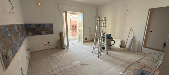 2 bedrooms Apartment in Follonica, Italy No. 334269 3