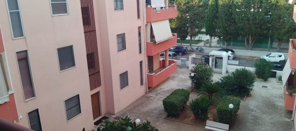 4 bedrooms Apartment in Squinzano, Italy No. 359208 8
