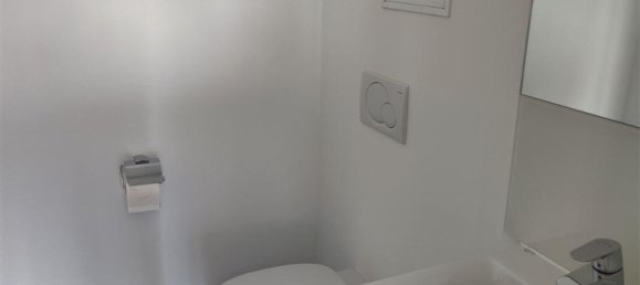 2غرفة منزل ذو طابقين في Reutlingen, Germany رقم 13448 8