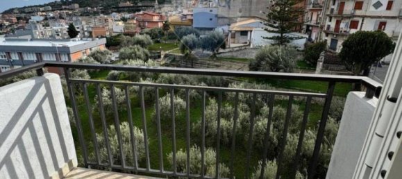 3 Schlafzimmer Wohnung in Melilli, Italy, Nr. 108997 18