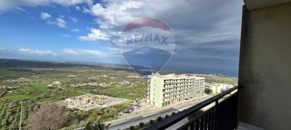 3 Schlafzimmer Wohnung in Melilli, Italy, Nr. 108997 14