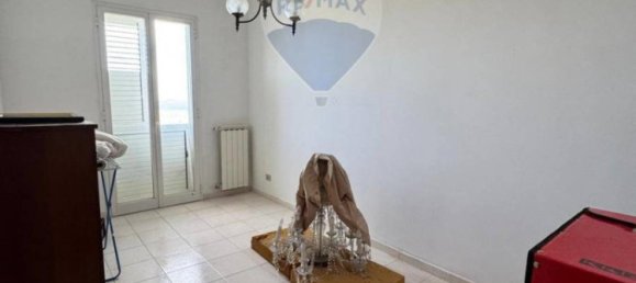 3 Schlafzimmer Wohnung in Melilli, Italy, Nr. 108997 6
