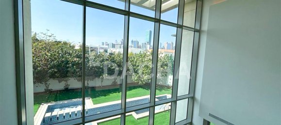 6 bedrooms Villa in Dubai, UAE No. 28033 16