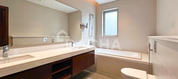 6 bedrooms Villa in Dubai, UAE No. 28033 19