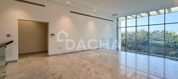 6 bedrooms Villa in Dubai, UAE No. 28033 6