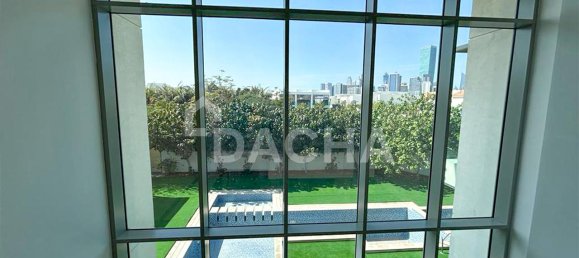 6 bedrooms Villa in Dubai, UAE No. 28033 18