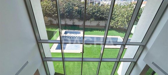 6 bedrooms Villa in Dubai, UAE No. 28033 17