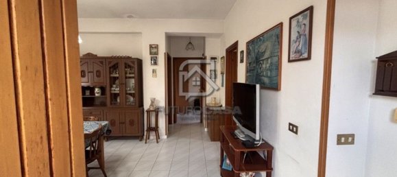 Casa de 5 divisões em Savignano Irpino, Italy N.º 269468 6