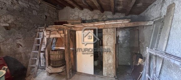 Casa de 5 divisões em Savignano Irpino, Italy N.º 269468 35