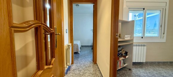 4 Schlafzimmer Wohnung in Esparreguera, Spain, Nr. 135374 7