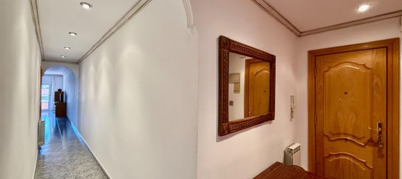 4 Schlafzimmer Wohnung in Esparreguera, Spain, Nr. 135374 10