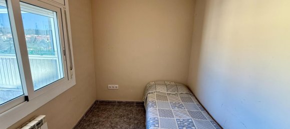 4 Schlafzimmer Wohnung in Esparreguera, Spain, Nr. 135374 9