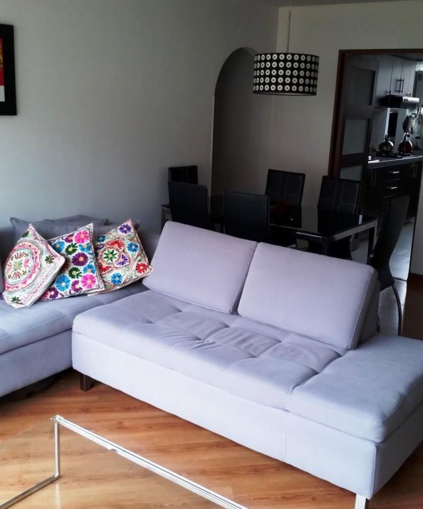 Casa de 3 dormitorios en Bogotá, Colombia No. 12930