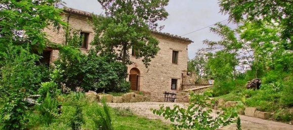 5 rooms House in Camerino, Italy No. 301315 4