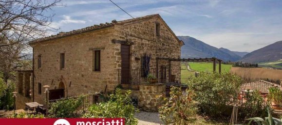 5 rooms House in Camerino, Italy No. 301315 6