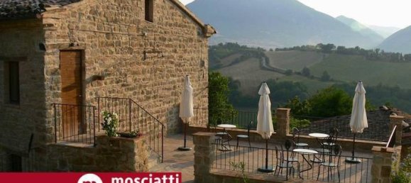 5 rooms House in Camerino, Italy No. 301315 7